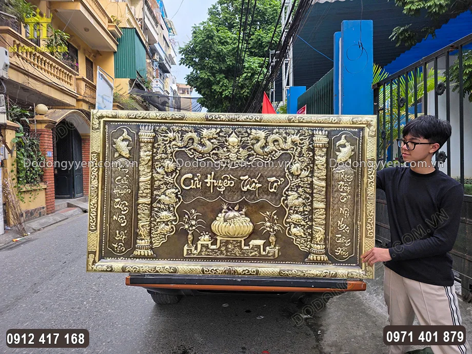 Vật phẩm n&ecirc;n treo tr&ecirc;n cao, tại nơi nhiều &aacute;nh s&aacute;ng